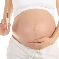 La mayoría de las embarazadas quieren vacunarse e inmunizar a sus hijos contra la Covid-19, revela una gran encuesta internacional