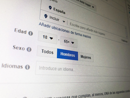 Aunque es ilegal desde 1973, Uber y otras empresas han estado ofreciendo trabajo a través de Facebook solo a hombres