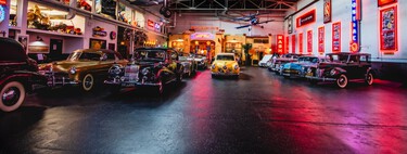 Pasó toda su vida coleccionando coches raros y acabó creando uno de los museos más bonitos del mundo. Tras su muerte, 300 joyas únicas buscan dueño