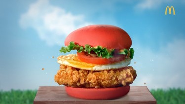 McDonald's celebra el estreno de Angry Birds con burgers rojas y verdes 