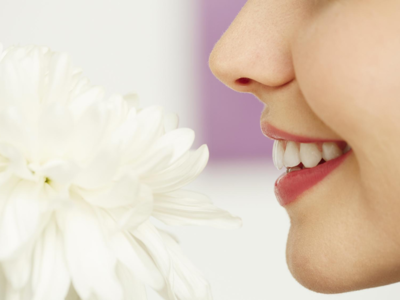 Si estás embarazada y notas que huele a húmedo, puede que no sea por tus hormonas