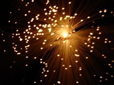 Movistar ensaya con fibra óptica de plástico para sustituir a la de vidrio