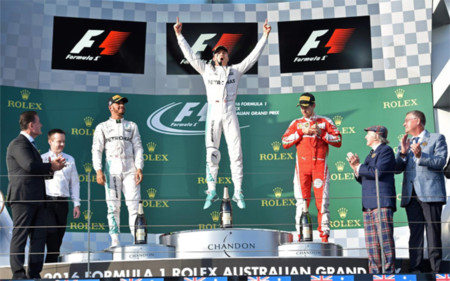Rosberg gana un GP de Australia enmarcado por un aparatoso accidente entre Alonso y Gutiérrez