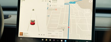 Cuatro accidentes y un peatón fallecido: Tesla vuelve a estar bajo investigación días después de prometer un robotaxi en 2026 