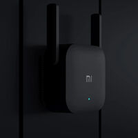 Lo puedes comprar en Lidl o en Amazon, que este extensor de WiFi va a ser de los mejores 11 euros que gastes. Se acabó perder cobertura en el móvil al alejarte del salón 