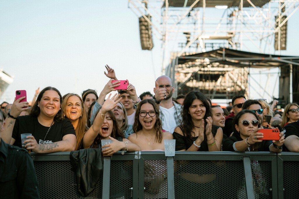 Llevo ocho años yendo a festivales y estos son mis imprescindibles para sacarles todo el partido: así es el kit de supervivencia de una experta 