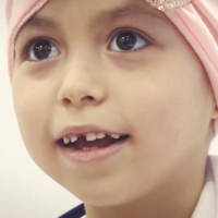 Ahinara, de seis años, superó un tumor cerebral en plena pandemia de coronavirus gracias a la terapia de protones