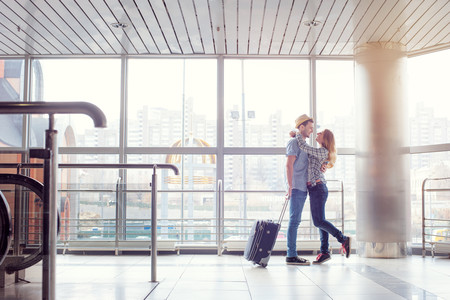 Los viajes sirven para encontrar el amor, pero también para perderlo