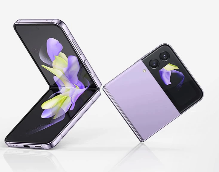Samsung Galaxy Z Flip4 + Samsung ザ フレーム