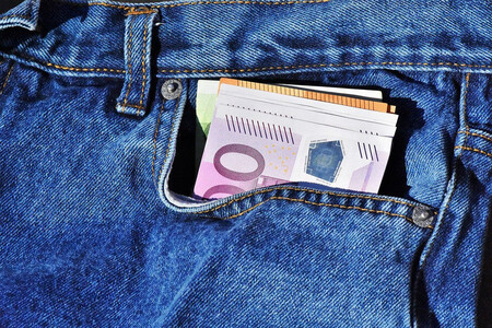 Junio será el mes en el que las empresas empiecen a recibir las ayudas directas