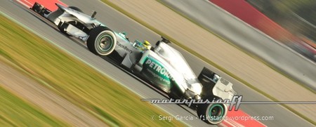 Nico Rosberg mantiene el mejor tiempo del día y de la semana