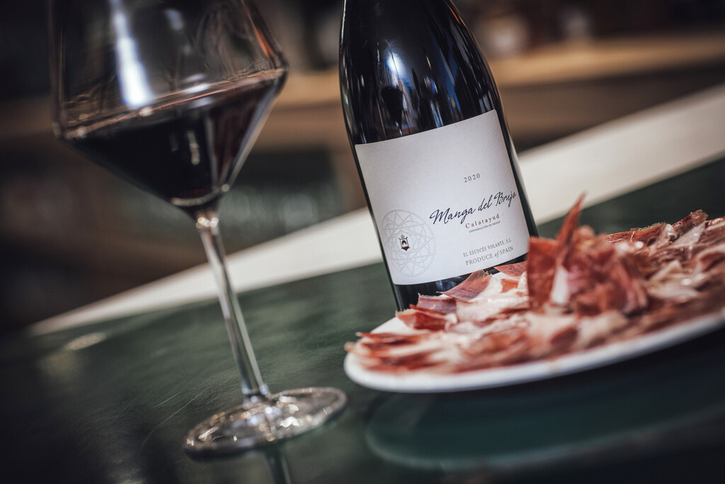 De Calatayud a la mesa: el garnacha aragonés elaborado en la bodega de un maestro del vino que cuesta poco más de 10 euros