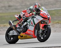 Superbikes San Marino 2010: Max Biaggi estrena el liderato en casa