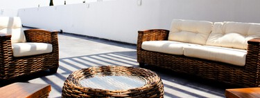 En Maisons du Monde tienen con descuento la lampara solar más cálida y bonita para tu terraza o jardín