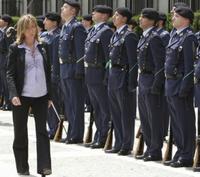 La baja maternal de la ministra de Defensa