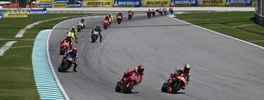 "Esto no es correcto". Ha vuelto a pasar. Se ha corrido una carrera de MotoGP mientras un piloto luchaba por su vida 