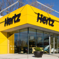 El fiasco de los Tesla de alquiler le ha costado el puesto al CEO de Hertz: Elon Musk destrozó su mayor apuesta por el coche eléctrico