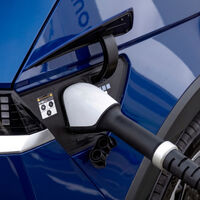 Los autos eléctricos son cada vez más baratos, mientras los de gasolina se encarecen año con año: hay un cambio en la tendencia