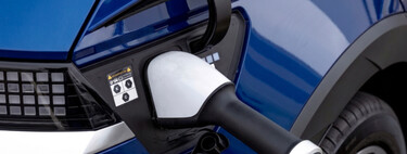 Los autos eléctricos son cada vez más baratos, mientras los de gasolina se encarecen año con año: hay un cambio en la tendencia