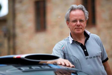 Horacio Pagani con el Pagani Zonda Revolucion