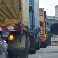 China está intratable en la carrera del coche eléctrico, y va camino de repetir con los camiones de carga 