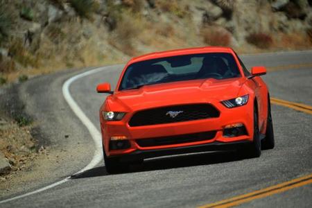 2015-mustang-ecoboost-driving-angeles-hwy-orange-001.jpg