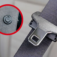 Poca gente sabe para qué sirve: esto puede hacer el pequeño botón del cinturón de seguridad 