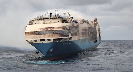 El Felicity Ace Finalmente Se Ha Hundido Con 4 000 Autos A Bordo 1