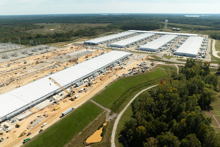 Lo que está sucediendo en EEUU es un aviso para España: los centros de datos disparando la factura de la luz en las casas