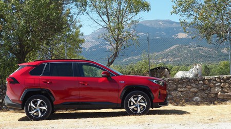 Toyota Rav4 Plug In Hybrid 17