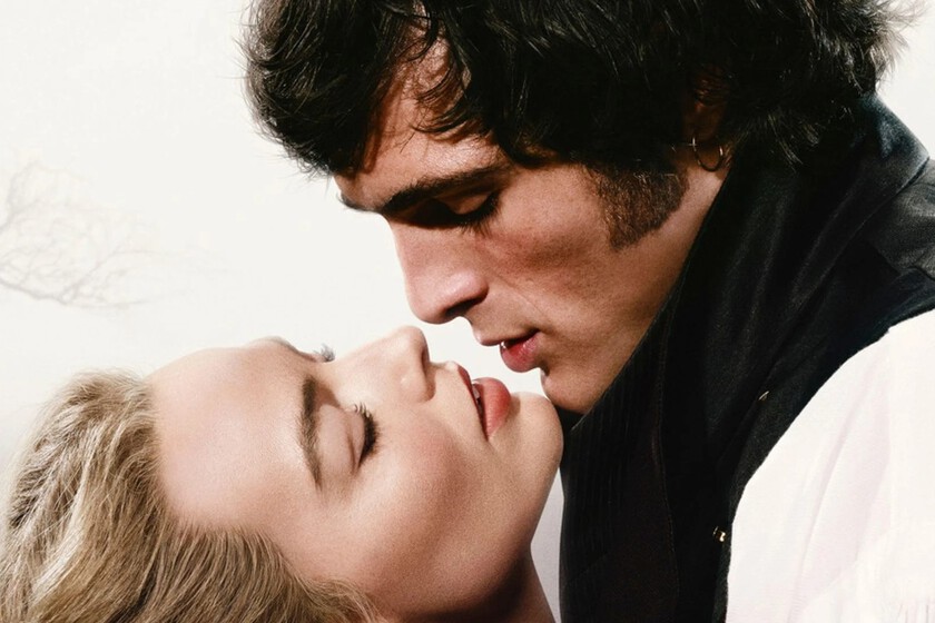 He visto 'Cumbres borrascosas' sin saber nada de la historia y creo que la química de Margot Robbie con Jacob Elordi merecía una película mejor