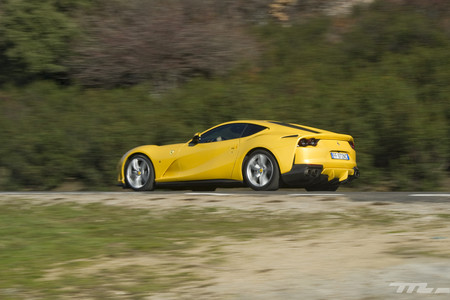 Ferrari 812 Superfast Motorpasion Prueba