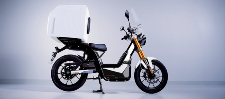 Rieju Nuuk Cargopro Primera Moto En El Mundo Certificado Ciberseguridad 001