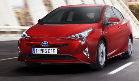 Toyota Prius 2016, comparativa visual: arriesgando, que es gerundio