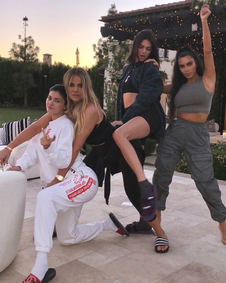 Todas las integrantes de la familia Kardashian y sus cambios (salvajes) de cirugía