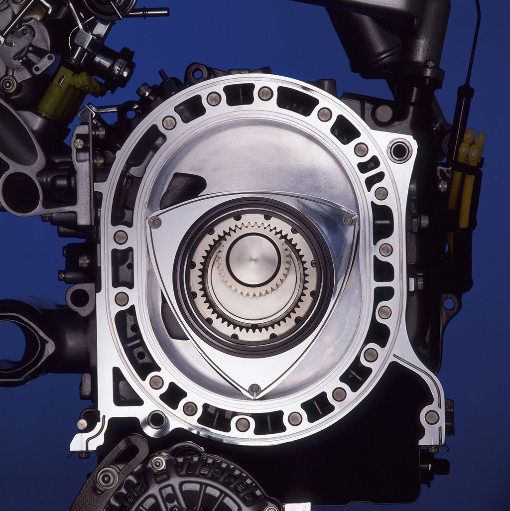 Mazda y sus motores rotativos 50 años de retos y éxitos Mazda y sus motores rotativos 50 años de retos y éxitos
