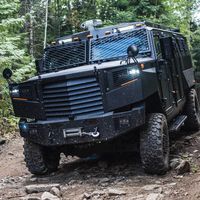 La última bestia de Inkas Armored se llama Superior APC/AMEV y es un todoterreno de transporte