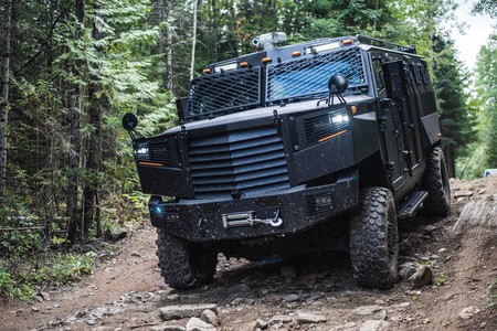 La última bestia de Inkas Armored se llama Superior APC/AMEV y es un todoterreno de transporte