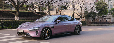 Una interferencia con un iPhone hace que un Xiaomi SU7 arranque y se largue de su aparcamiento sin nadie al volante