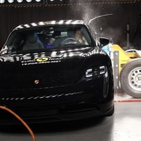 Euro NCAP estrella 12 coches en su última tanda: el Porsche Taycan y el Tesla Model X, entre los nueve modelos con la mejor nota