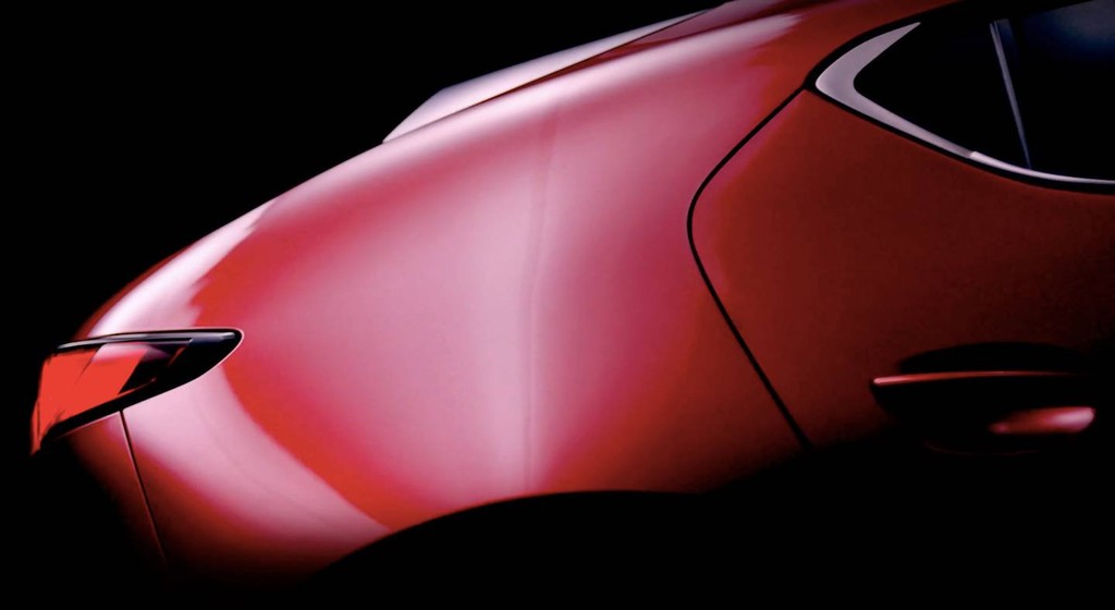 El nuevo Mazda 3 va perdiendo pudor con su primer teaser en video 