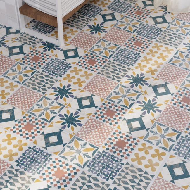 Suelo vinílico SPC clic Bahia Extrem efecto baldosa hidráulica