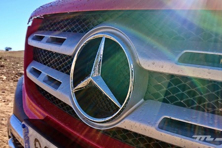 Mercedes Logo