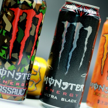 España se prepara para pedir el DNI para comprar bebidas energéticas: el Ministerio de Consumo quiere prohibirlas para menores de 16 años 