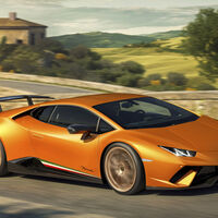 "¿Cómo puede alguien pagar esa multa?". El dueño de un Lamborghini Huracán Performante se queja porque un radar de ruido le ha cazado y su coche “suena así de fábrica”