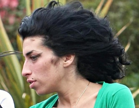 Amy Winehouse lo ha vuelto a hacer