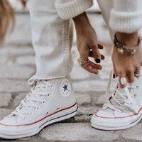 Zapatillas en oferta hoy: desde Vans a Converse, pasando por Adidas