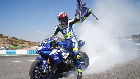 Carmelo Morales no perdona y es el último campeón de la historia del Europeo de Superbike