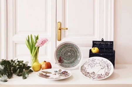 Cuentos clásicos para vestir tu mesa con los platos de Oh Granny