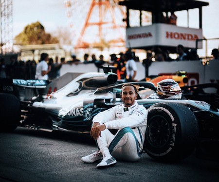 lewis-hamilton-mercedes